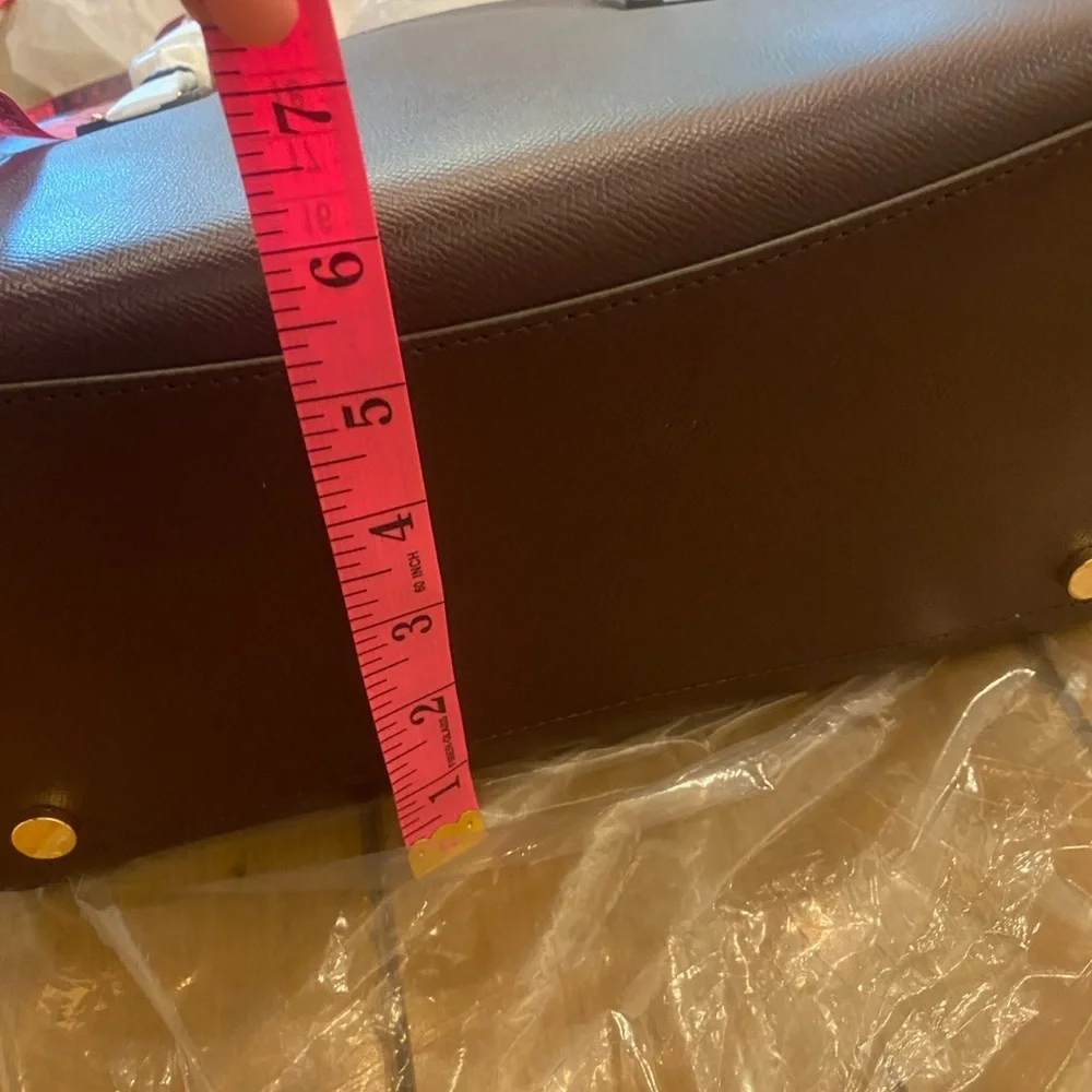Michael Kors tone voyager
